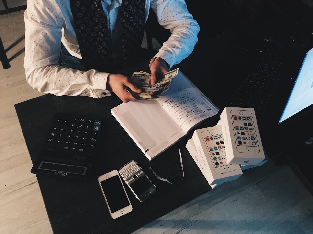 Auditoría interna vs. Auditoría externa: diferencias y beneficios